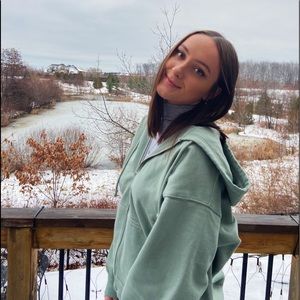 Meet your Posher, Alice